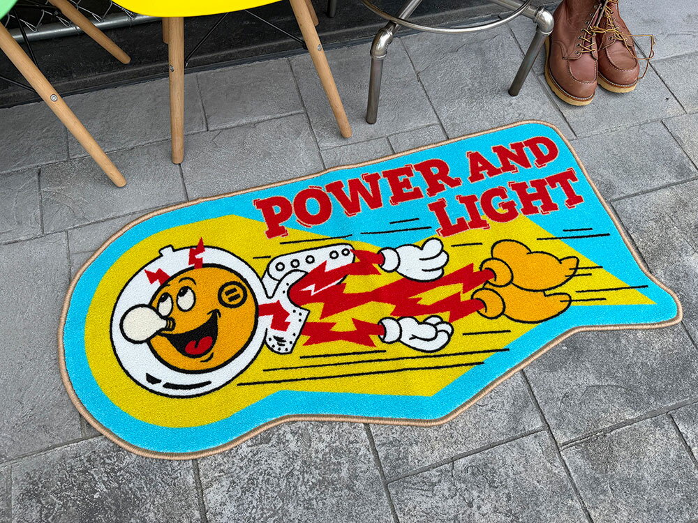 Rakuten - レディキロワット　インテリアマット　ロングサイズ　120cm　（フライイング）　室内用ルームマット　キッチンマット　アメリカン雑貨　アメリカ雑貨　グッズ　おしゃれ　かっこいい　ガレージ雑貨　ガレージング雑貨　ショップインテリア