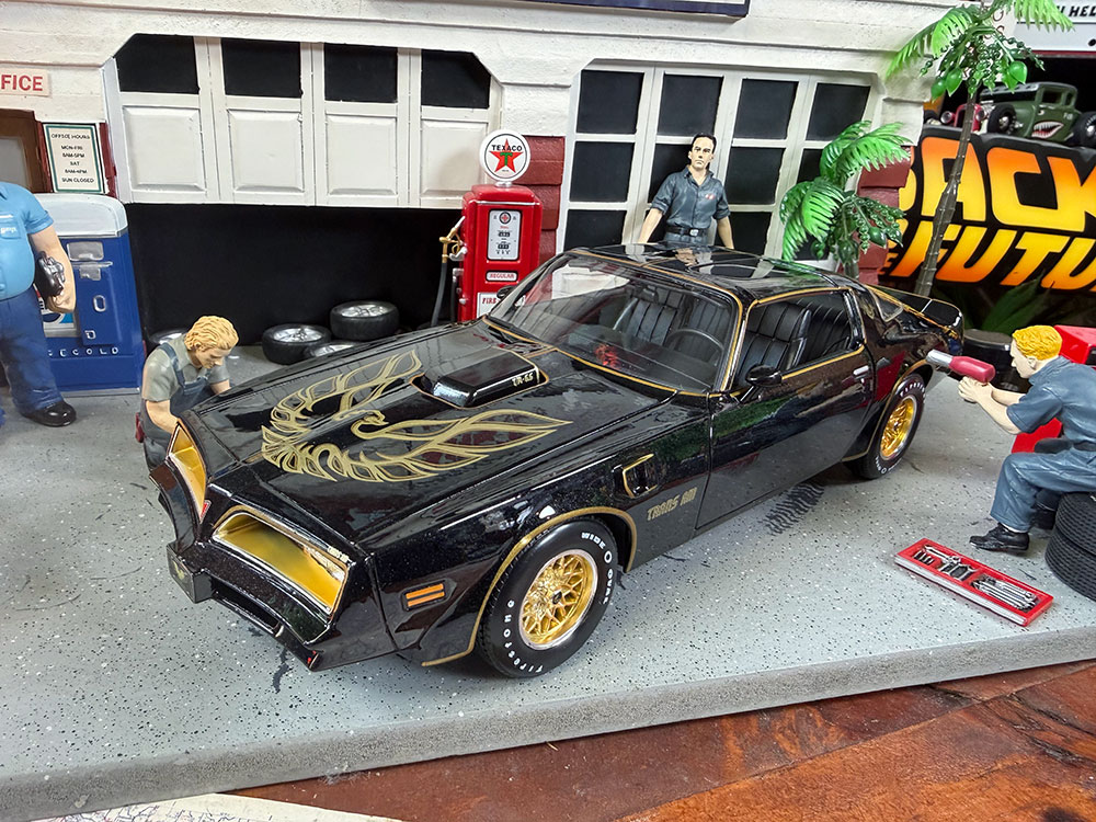 楽天市場】ミニカー 1／18トランザムの通販
