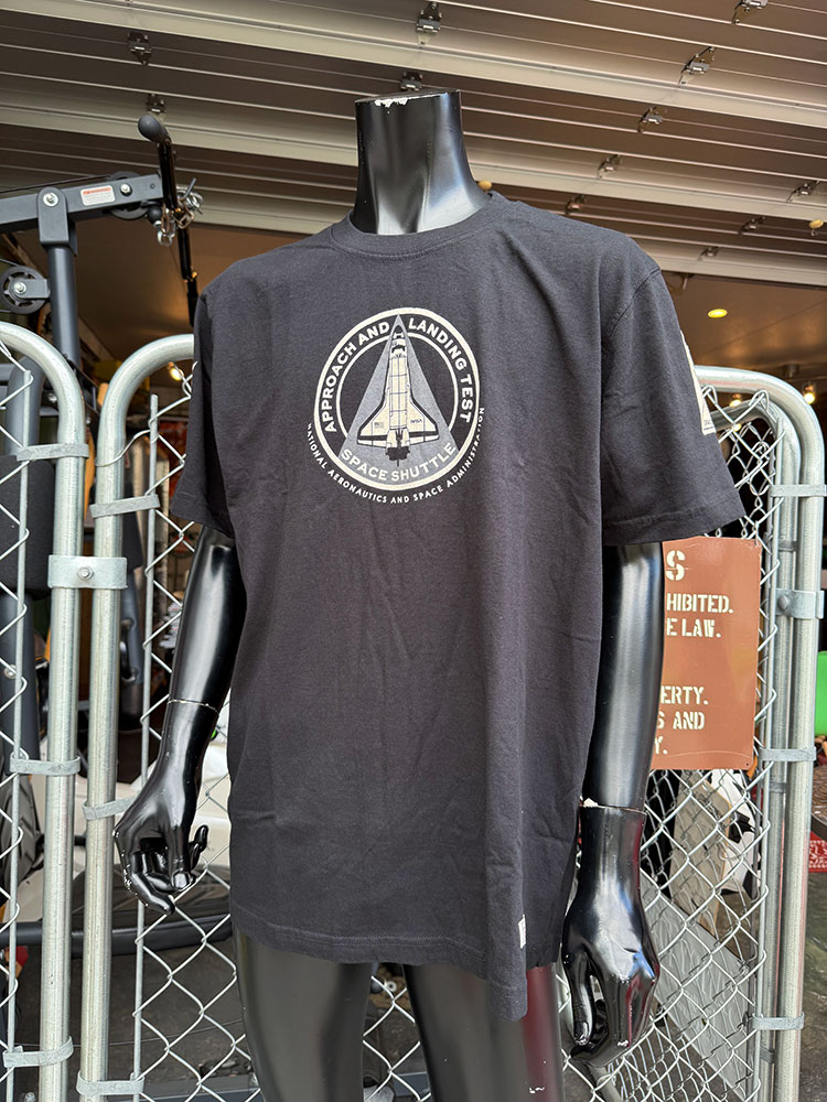 乐天商城 - NASA　シャトル　オフィシャル　Tシャツ　（ブラック）　RED CANOE　レッドカヌー　アメリカン雑貨　アメリカ雑貨　グッズ アメカジ　カジュアル　おしゃれ　かっこいい　半袖