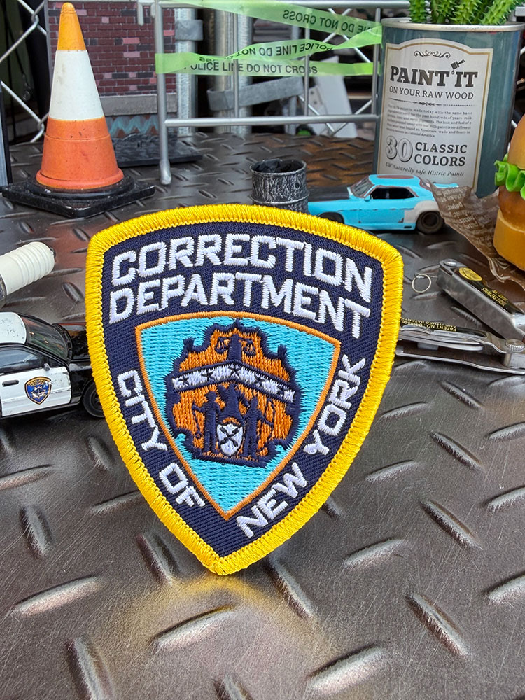 乐天商城 - NYPD　ニューヨーク市警　ポリスワッペン　ミリタリーワッペン　アメリカン雑貨　アメリカ雑貨　ミリタリーグッズ　ミリタリー雑貨　サバイバルゲーム　サバゲー　おしゃれ かっこいい　ガレージ雑貨　ガレージング雑貨　ショップインテリア