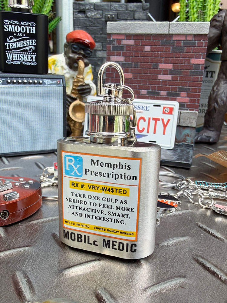 メンフィス　モバイルメディック　ミニフラスク　キーホルダー　30ml　アメリカン雑貨　アメリカ雑貨　 ...