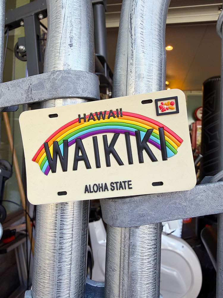 ★デッドストック★　ハワイ　ライセンスプレート　フリッジマグネット　（WAIKIKI）　アメリカン雑貨　アメリカ雑貨　ハワイアン雑貨　ハワイ雑貨　ハワイグッズ　ハワイアングッズ　おしゃれ　ショップインテリア