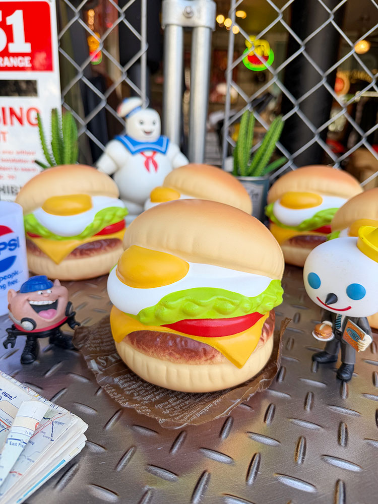 ハンバーガー　スクイーズ　（菓子パンの香り付き）　アメリカン雑貨　アメリカ雑貨　ジョークグッズ　ジョーク雑貨　おもしろ　プレゼント　ギフト　おしゃれ　ショップインテリア candytower-10061980 アメリカ雑貨通販キャンディタワー サンプル画像2