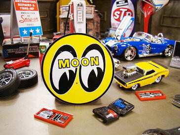 ムーンアイズのアイボールステッカー(Sサイズ) ■ ムーンアイズ ステッカー アメリカ雑貨 アメリカン雑貨 MOONEYES 人気 グッズ 雑貨 ブランド アメリカ 通販 おしゃれ 輸入 車 シール 本物 正規品 デカール 世田谷ベース アルファベット ロゴ レトロ