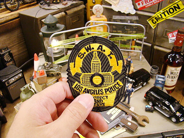 アメリカンポリス　ワッペン　（ロサンゼルス市警）　アメリカン雑貨　アメリカ雑貨　ミリタリーグッズ　ミリタリー雑貨　サバイバルゲーム　サバゲー　おしゃれ かっこいい　ショップインテリア