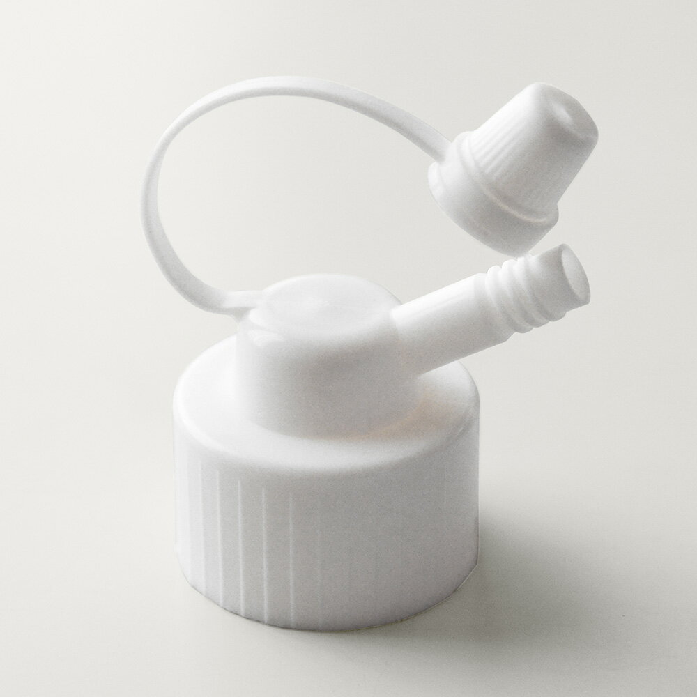 ランプオイル パラフィンオイル ランタン 燃料 オイルランプ 用 キャンライト公式 国産 カラーリングランプオイル2L イエロー 注ぎ口ノズル付