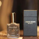 DRESS HIPPYよりDH-PERFUMEがリリース。 即完売が予想されるDRESS HIPPYの香水。 売り切れた際は再入荷に時間がかかりますので お早目のお買い求めをお願い致します。。 ○JAZZ トップの香りはアップル、ペアー、 プラムと言った華やかでフルーティーな装い。 ミドルにジンの香り付けで代表される ジュニパーベリーの優雅さが香りを引き立たせます。 ラストにはムスクとアンバーにパチュリが加わり、 都会的で大人のパーティーシーンを彷彿させます。 パルファン(濃度20〜30％)となります。 効果時間が長持ちなのが嬉しいですね！ 内容量：50 ml MADE IN JAPAN