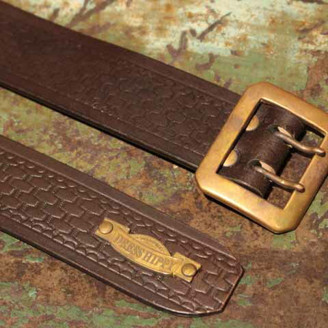 DRESS HIPPY“GARRISON CARVING BELT”BRASS/BROWNDRESS HIPPYドレスヒッピー正規取扱店(Official Dealer)Cannon Ballキャノンボールあす楽対応送料・代引き手数料無料NO name!DRESS HIPPY/ATDIRTY