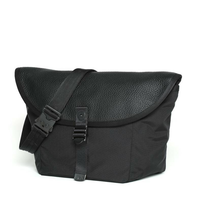 【ご予約承ります/2026SS】AttractionsA20038 Black Waist ＆ Sholulder(アトラクションズ)正規取扱店(Official Dealer)Cannon Ball(キャノンボール)【WEARMASTERS/BILTBUCK】