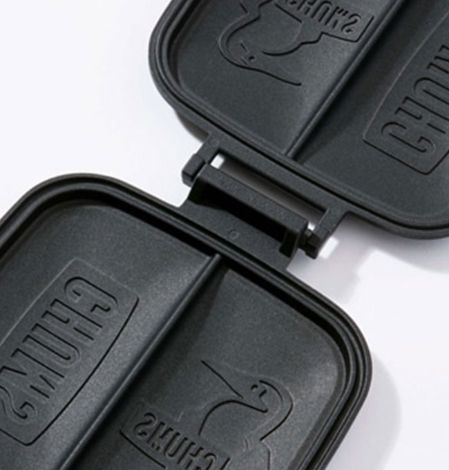 OutdoorStyle サンデーマウンテンの【SALE 25%OFF】チャムス ダブルホットサンドイッチクッカー CHUMS Double HotSandwich Cooker CH62-1180-0000-00 ホットサンドメーカー シングル 調理器具 クッキング ロゴ 焼き色 かわいい ギフト プレゼント フェス おしゃれ キャンプ アウトドア｜アングル3