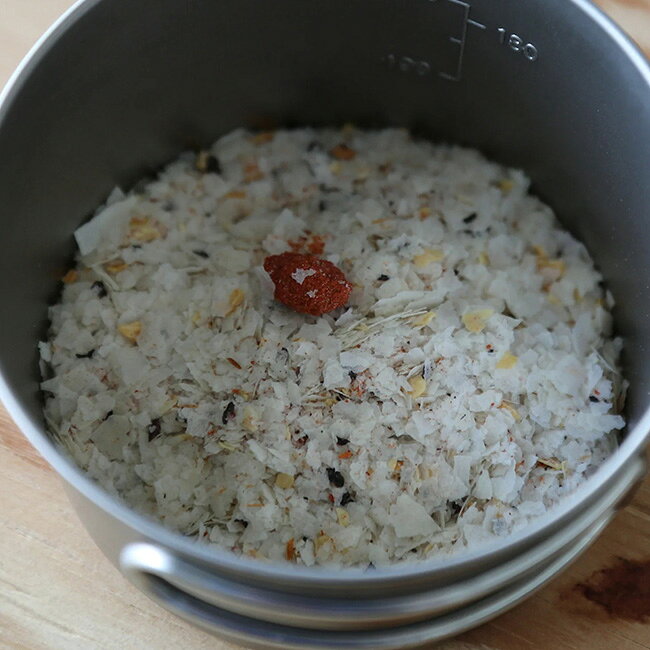 マウンテングルメラボ 梅しそとトマトのポテトピュレ(アルミバッグ) MOUNTAIN GOURMET LAB. Potato Pur?e with Ume-shiso and Tomato 食品 ごはん 山飯 1人前 1食 ギフト プレゼント 保存食 常温保存 登山 キャンプ アウトドア canpanera-10105692 OutdoorStyle サンデーマウンテン サンプル画像2