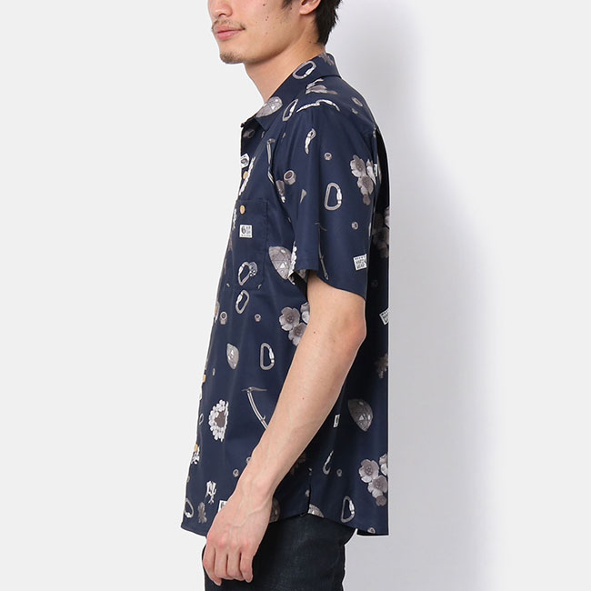 マウンテンハードウェア クライムアロハショートスリーブシャツ Mountain Hardwear Climb Aloha Short Sleeve Shirt メンズ OE9172 シャツ 半袖シャツ アロハシャツ 柄シャツ トップス アウトドア ＜2020 春夏＞