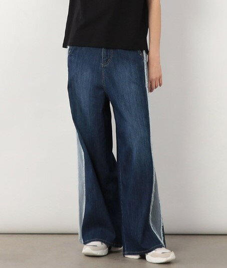 ●nicole　white【ニコルホワイト】　WALDO　サイド切替デニムパンツ　4268-5900