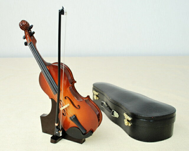 ミニチュア楽器！バイオリン　23cmサイズ♪この商品はお取り寄せ商品です♪♪【楽器-音楽雑貨】《音楽・バレエ・ねこ雑貨のカンタービレ》スタンド ケース付き 音楽雑貨 楽器 発表会 記念品♪バイオリニスト バイオリン