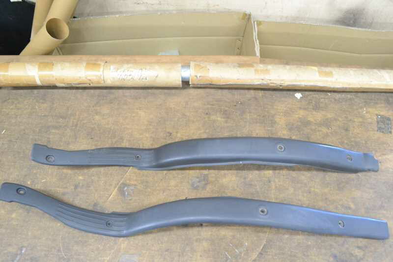 サンバー ディアス 後期(TV1 TV2) 純正 破損無 取付OK フロント スカッフプレート 左右 セット 右 左 95073TC000 95073TC010 k069791 中古20230309