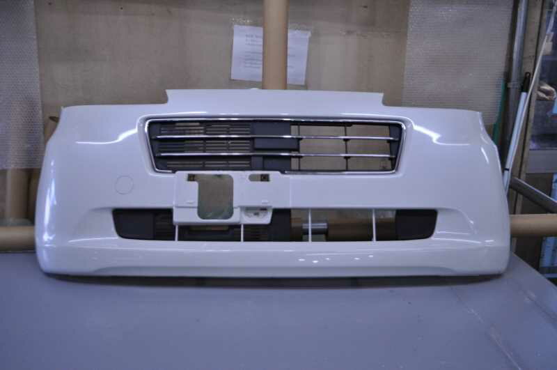 タント エグゼ 前期(L455S L465S) 純正 フロントバンパー W24 52119-B2870 / 52101-B2540-A0 k083069 中古20240520