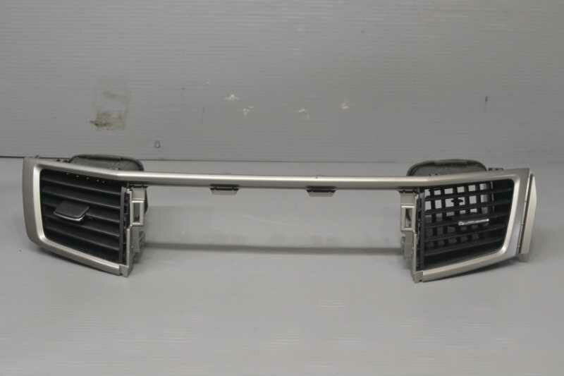 ヴェルファイア 後期(ANH20) 純正 破損無 取付OK センターエアコン吹出口 / 55663-58020 55061-58021 55061-58011 k072650 中古20230602