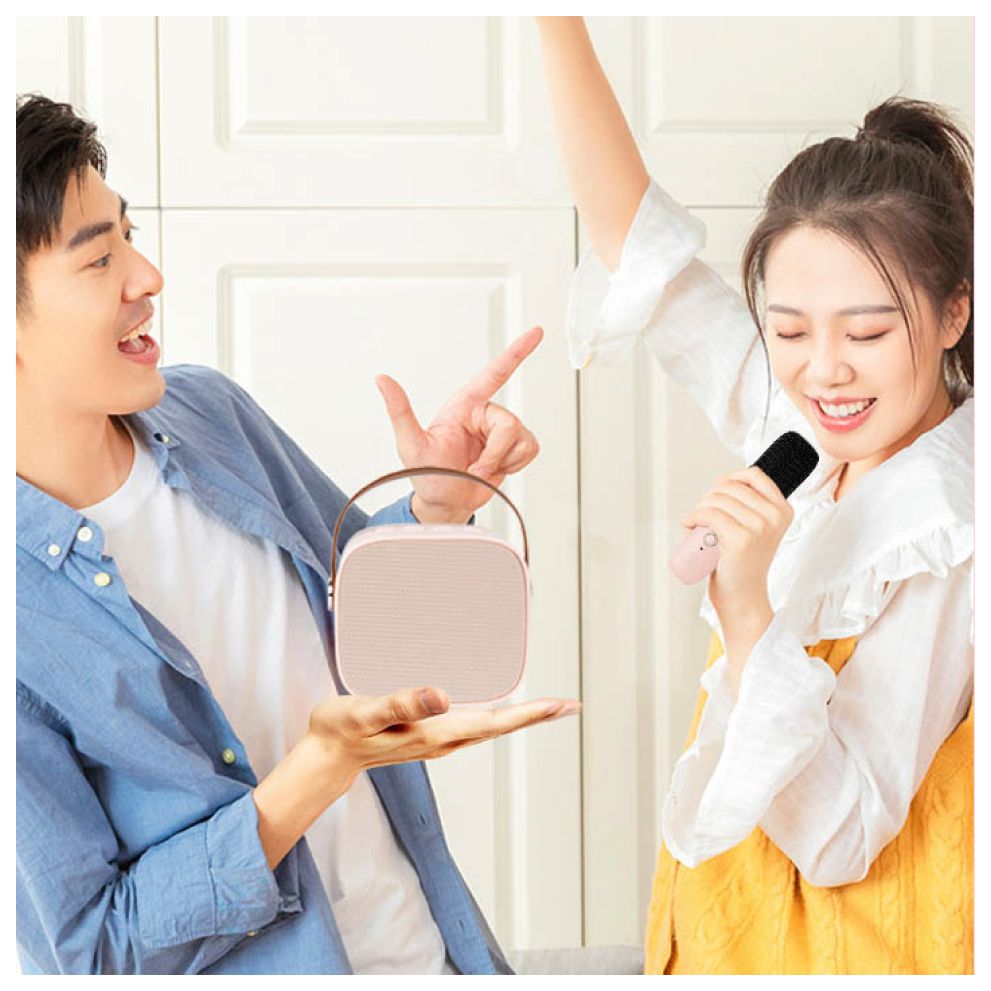 カラオケ マイク スピーカー かばんに入る！ポータブル ひとりカラオケ 全3色 AWD-KOS3 | カラオケセット ポータブル 小型 持ち運び コンパクト ワイヤレスマイク アウトドア キャンプ 車 車内 bluetooth KARAOKE 喉 機器 オススメ 2