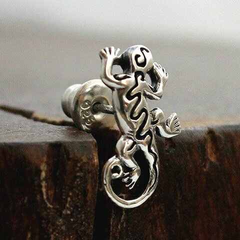 トカゲ ヤモリ ピアス goodvibrations グッドバイブレーション シルバー925 爬虫類 マオリ ポリネシア ハワイ メンズ レディース シルバー925 シルバーピアス アクセサリー プレゼント ギフト お守り 誕生日