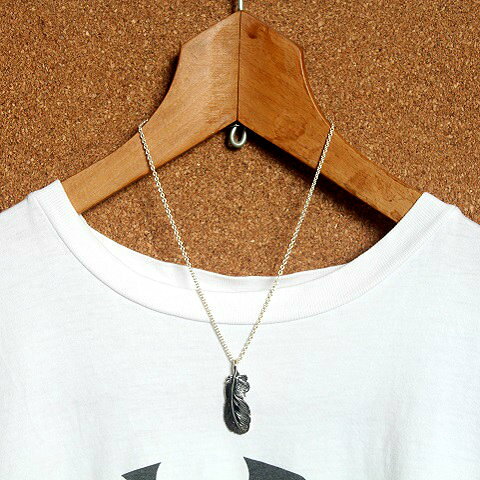 カラス 烏 フェザー 羽 ペンダント (ペンダントトップのみ) ネックレス メンズ レディース シルバー925 アクセサリー シルバーペンダント ネイティブアメリカン インディアン ジュエリー プレゼント ギフト お守り 誕生日 記念日