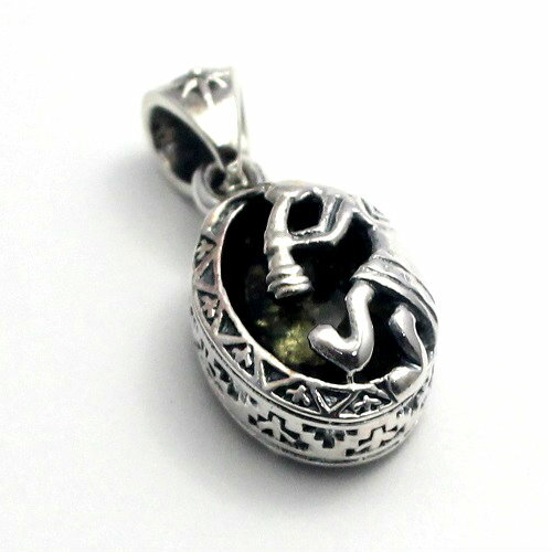 goodvibrations ココペリ グロッシュラーガーネット ガーネット ペンダント グッドバイブレーション メンズ レディース ネックレス シルバー925 アクセサリー シルバーペンダント インディアンジュエリー プレゼント ギフト お守り 誕生日 記念日 人気 ペンダントトップ