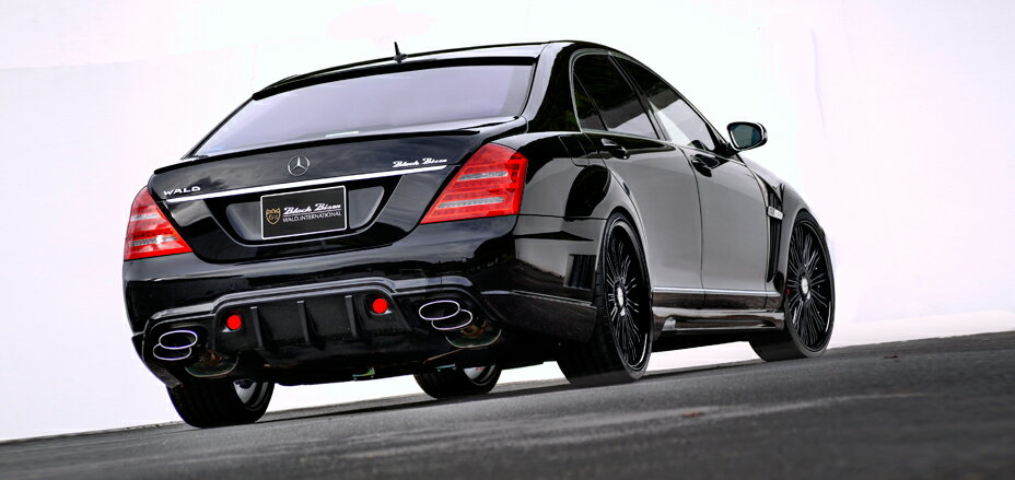 樂天商城 - WALD　ヴァルド　（SPORTS LINEBLACK BISON EDITION 　スポーツラインブラックビジョンエディション）メルセデスベンツ　S‐CLASS　W221　リアバンパースポイラー