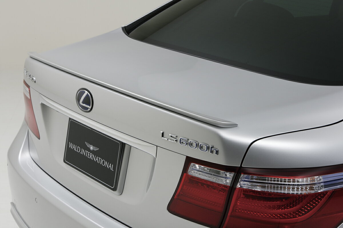 WALD ヴァルド(EXECUTIVE LINE エグゼクティブライン)レクサス　LS 460/L 600h/hL USF40/41 UVF45/46　トランクスポイラー　Ver.2