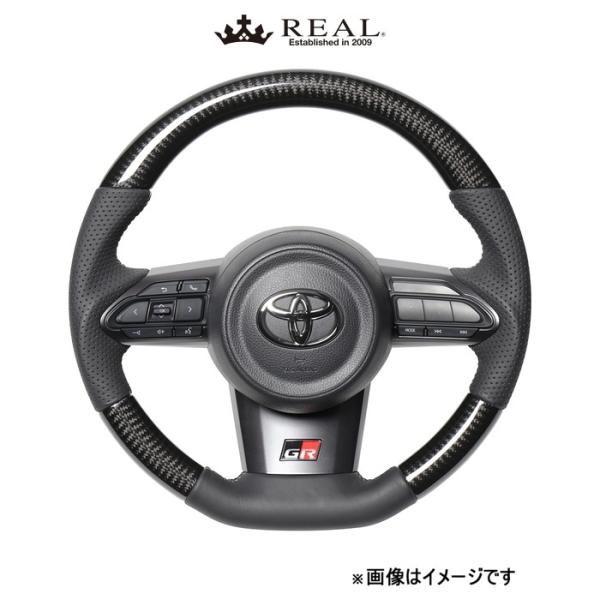メーカー REAL 商品 オリジナルシリーズ 品番 TYI-BKC-SL JAN 4571461321868 カラー ブラックカーボン ステッチ シルバー×ブラックユーロステッチ サイズ A:355/B:355/C:30/D:31/E:32/F:32 仕様 小径化 / マイナス10mm 車両 トヨタ 車種 GRヤリス 型式 GXPA16/MXPA12 年式 R2(2020)/09〜 適合詳細 ヤリス・ヤリスクロス不可 備考 ・小径化/マイナス10mm・ソフトDシェイプ/小径/ガングリップ・ユーロステッチ 注意事項メーカー希望小売価格はメーカーサイトに基づいて掲載しています。