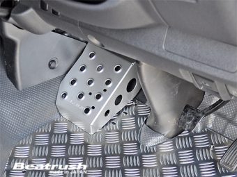 LAILE/レイル ドライバーフットレスト/SILVER HIACE VAN TRH200V S41800DRS