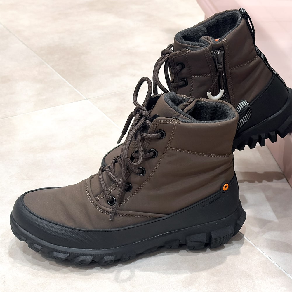 樂天商城 - BOGS [ボグス]シーダーミドルシューレースショートスノーブーツ5A 79189 201 D.BROWN ダークブラウン CEDAR MID SHOELACEファスナー / 防水 / アンクル / 滑りにくい / ゴム底 / 雪 /