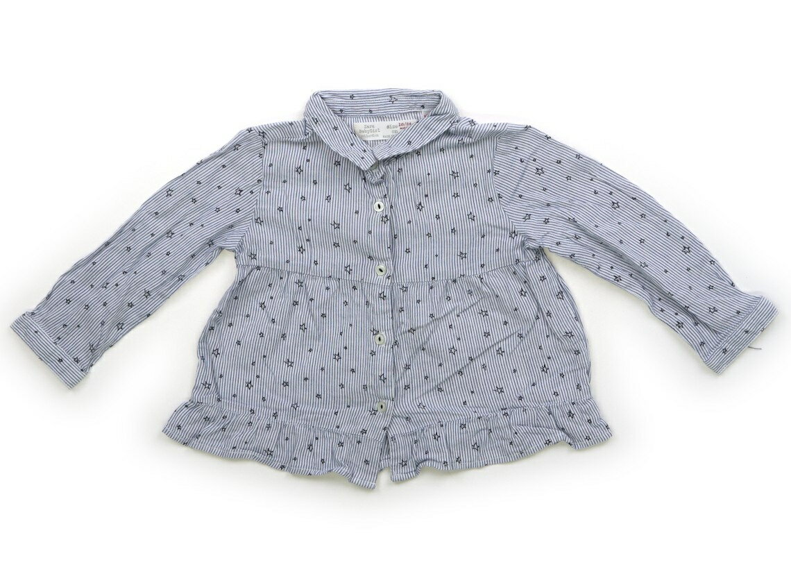 　ブランド 　ZARA(ザラ) 　カテゴリー 　シャツ・ブラウス 　サイズ 　90サイズ 　色 　青、白、黒、星 　状態 　★★ 　記名 　あり（タグ） 　ジャンル 　Girl 全体に色あせ・毛羽立ち・型崩れがあります。袖口に薄いですが、広範囲にシミがあります。外遊び用としていかがでしょうか？ ＊【状態】【サイズ】に関しての詳しい説明はこちら