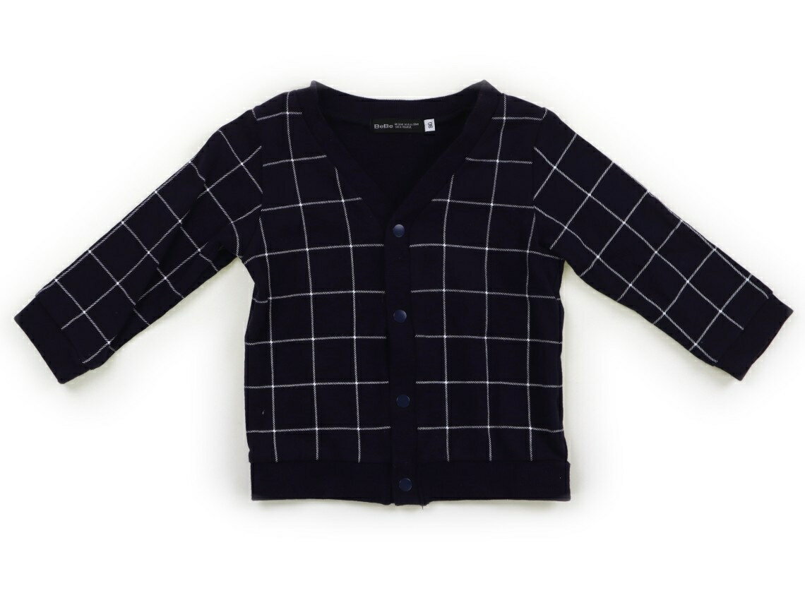 　ブランド 　BeBe(べべ) 　カテゴリー 　カーディガン 　サイズ 　90サイズ 　色 　紺、チェック 　状態 　★★★ 　記名 　なし 　ジャンル 　Boy 付属のTシャツは欠損しています。色褪せ、前中心横に茶色い付着物が見られます。お手入れ次第でまだお使い頂けそうです。 ＊【状態】【サイズ】に関しての詳しい説明はこちら