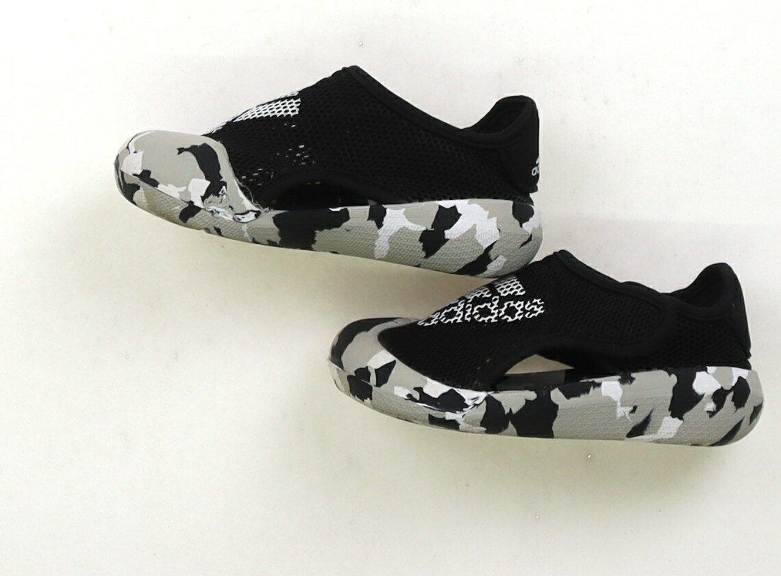 アディダス Adidas スニーカー 靴13cm〜 男の子 ブラック・迷彩柄 子供服 ベビー服 キッズ アウトレット ユーズド 【中古】キッズ・ベビー・マタニティ