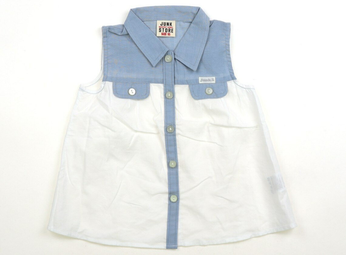 　ブランド 　JUNK STORE(ジャンクストア) 　カテゴリー 　チュニック 　サイズ 　95サイズ 　色 　ライトブルー、白 　状態 　★★★★ 　記名 　なし 　ジャンル 　Girl 薄手のコットンシャツ生地、裏地はありません。前開きです。目立った汚れのない良品です。 ＊【状態】【サイズ】に関しての詳しい説明はこちら