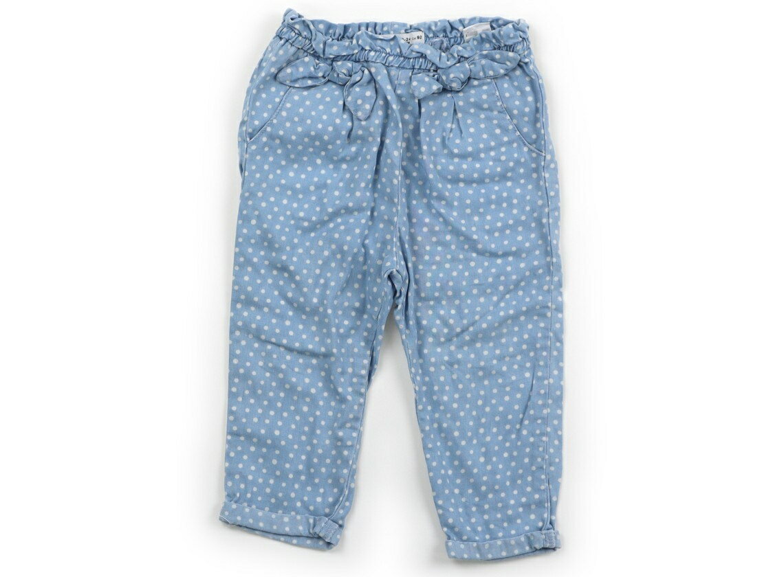 　ブランド 　ZARA(ザラ) 　カテゴリー 　パンツ 　サイズ 　90サイズ 　色 　ライトブルー、白、水玉 　状態 　★★★ 　記名 　あり（タグ） 　ジャンル 　Girl 実際のサイズ表記は92cm。素材タグが切られていますが、柔らか...