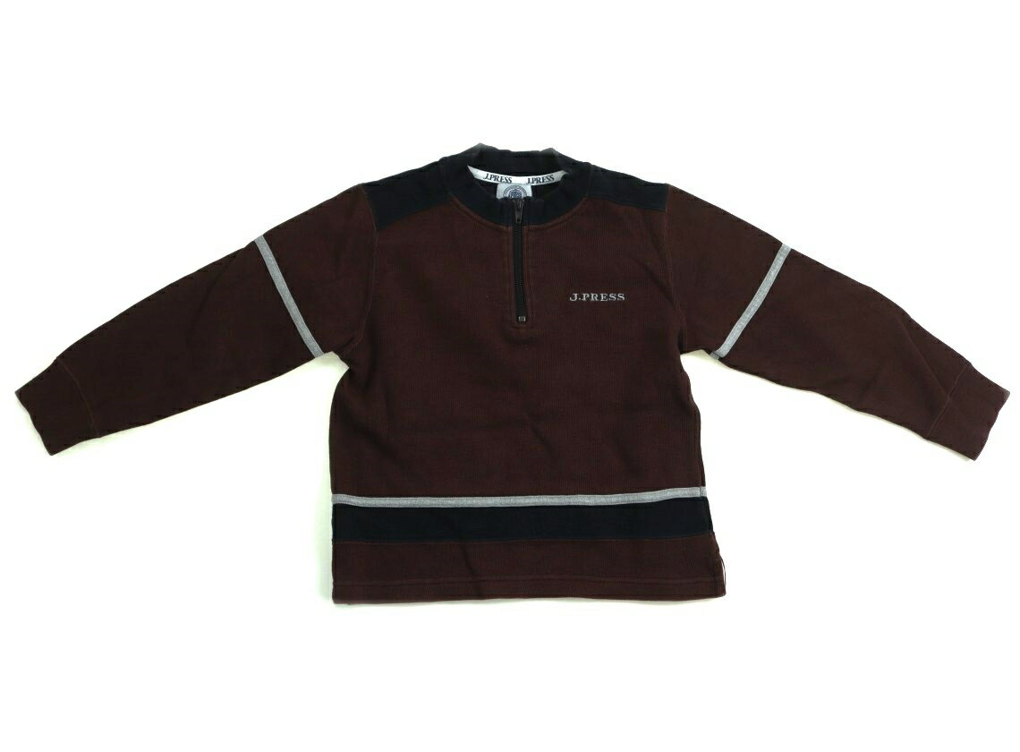 　ブランド 　J.PRESS(Jプレス) 　カテゴリー 　ジップアップトレーナー 　サイズ 　120サイズ 　色 　茶、黒 　状態 　★★ 　記名 　なし 　ジャンル 　Boy ファスナーは喉元から胸元まで。トレーナーとTシャツの間ぐらいの厚さの生地です。首周りやファスナー付近などに特に色褪せがありますが、目立つ汚れはありません。 ＊【状態】【サイズ】に関しての詳しい説明はこちら