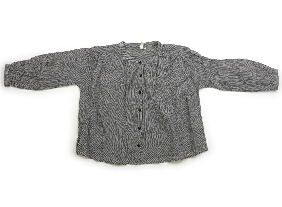　ブランド 　Lagom(ラーゴム) 　カテゴリー 　シャツ・ブラウス 　サイズ 　120サイズ 　色 　グレー系 　状態 　★★★ 　記名 　なし 　ジャンル 　Girl サマンサモスモス。シワ加工があります。前身頃に青いインク汚れがいくつか見られますがまだまだ普段着として活躍してくれそうです。 ＊【状態】【サイズ】に関しての詳しい説明はこちら