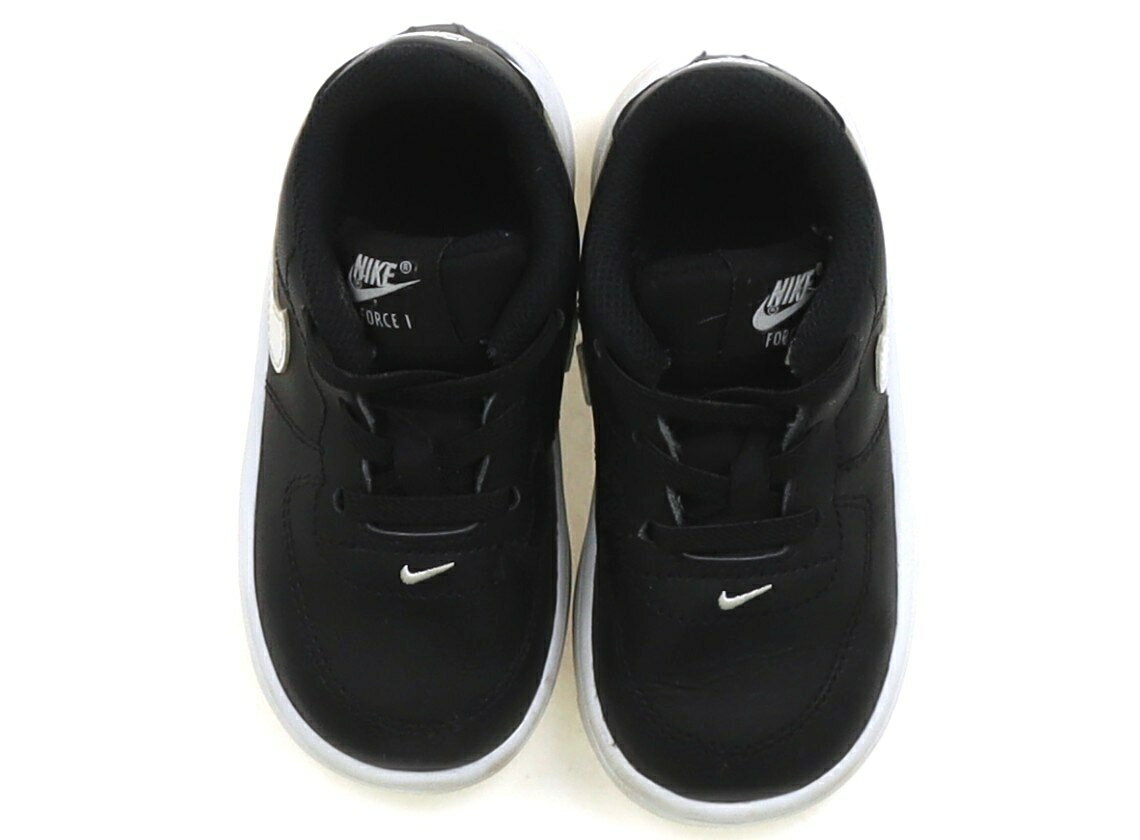 ナイキ NIKE スニーカー