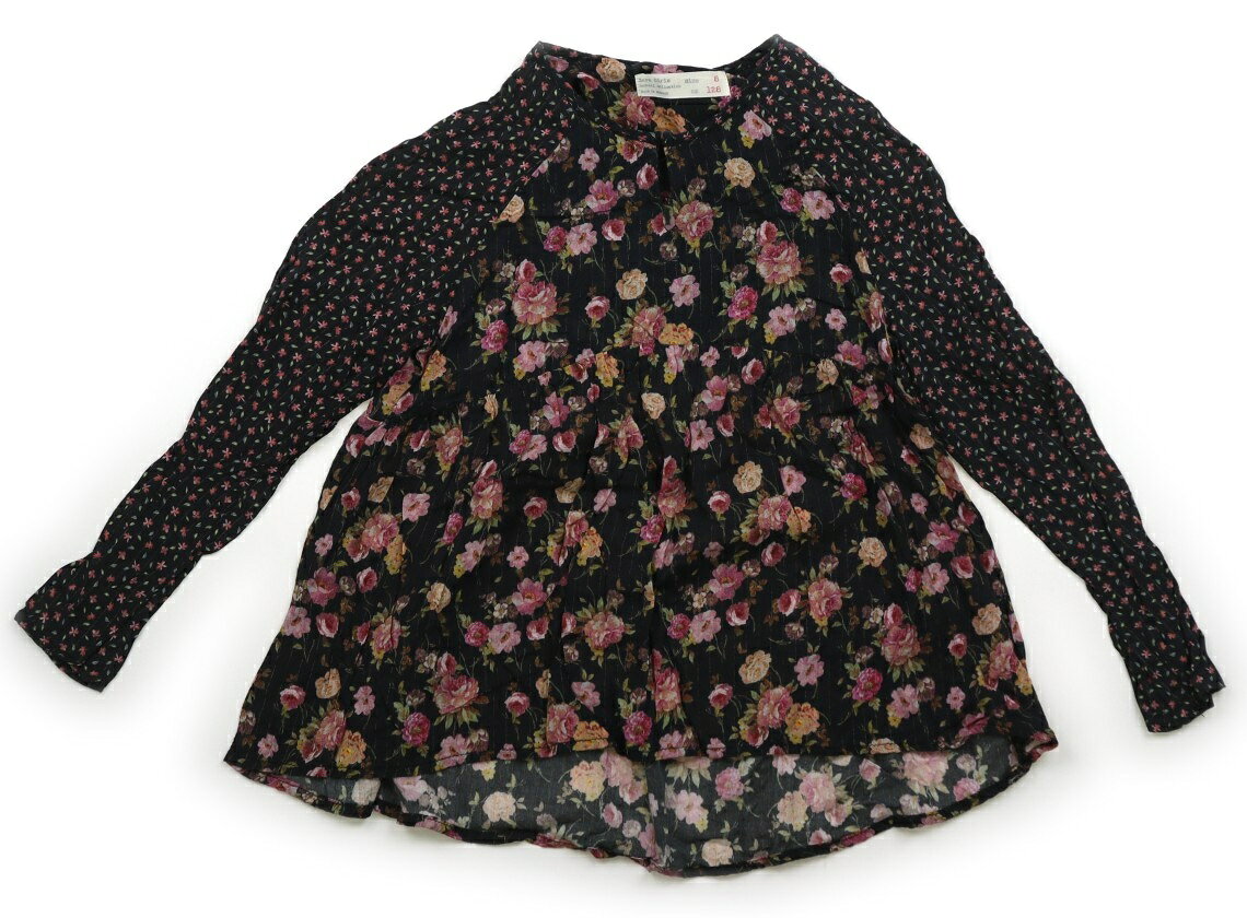 　ブランド 　ZARA(ザラ) 　カテゴリー 　チュニック 　サイズ 　120サイズ 　色 　黒系。花柄・ゴールドラメ・ストライプ 　状態 　★★ 　記名 　なし 　ジャンル 　Girl 実際のサイズ表記は128cm。全体に色あせ・毛羽立ちがあります。レーヨン素材。やや透け感のある、軽い仕立てです。使用感ありますが、まだお使いいただけそうです。 ＊【状態】【サイズ】に関しての詳しい説明はこちら