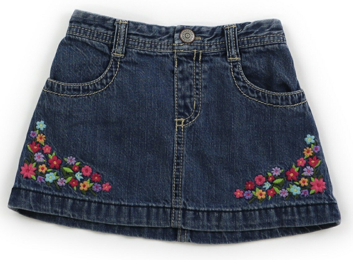 　ブランド 　Gymboree(ジンボリー) 　カテゴリー 　スカート 　サイズ 　90サイズ 　色 　ブルー×カラフル花柄 　状態 　★★★ 　記名 　なし 　ジャンル 　Girl デニム地。ウエストは半分ゴムです。刺繍が可愛いデザイン。まだまだお使いいただけそうです。 ＊【状態】【サイズ】に関しての詳しい説明はこちら