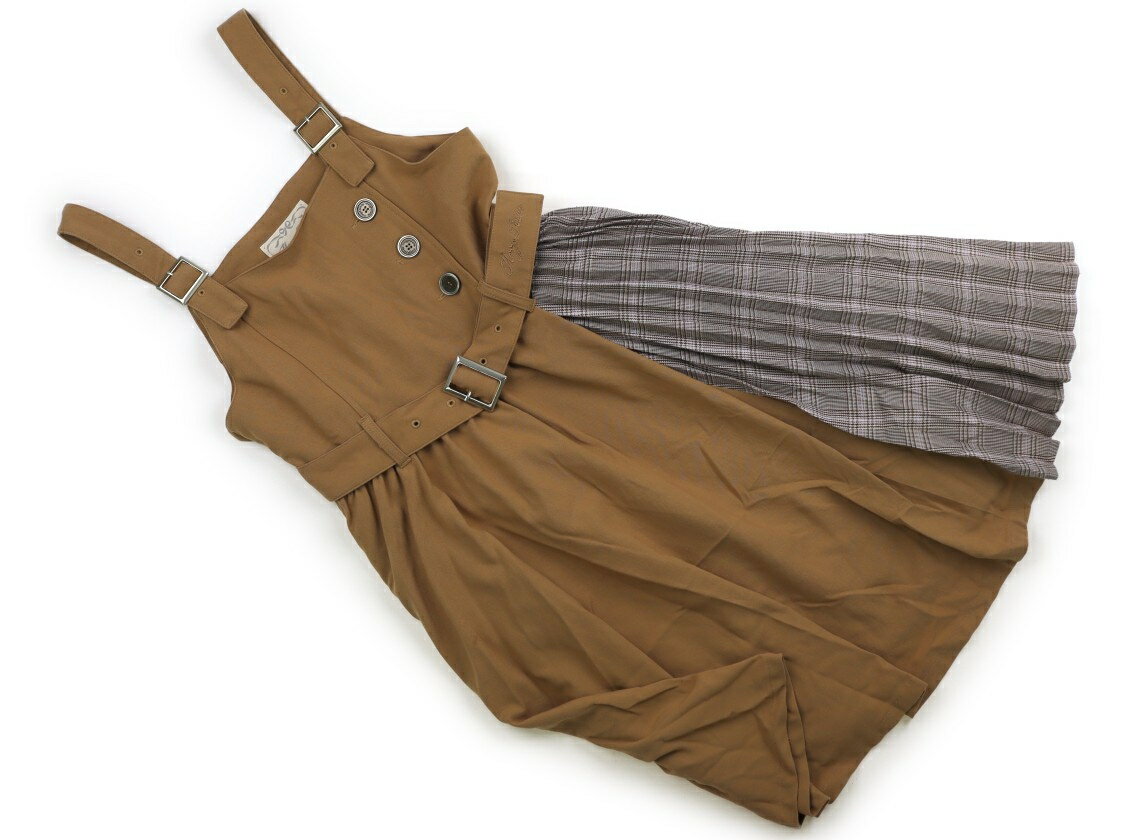 　ブランド 　mezzo piano(メゾピアノ) 　カテゴリー 　ジャンパースカート 　サイズ 　150サイズ 　色 　ベージュ、茶・ピンクグレンチェック 　状態 　★★ 　記名 　なし 　ジャンル 　Girl シャツ生地で裏地付きで、右...