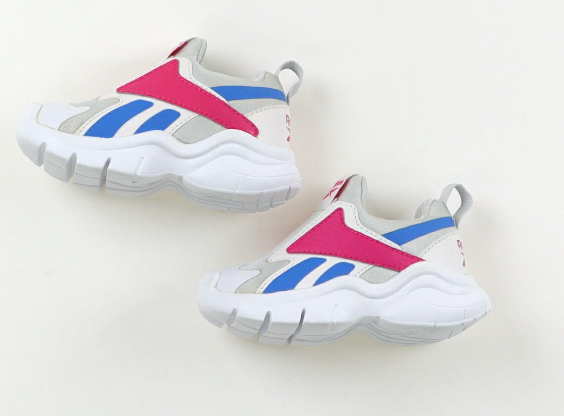 リーボック Reebok スニーカー 靴ベビー12cm以下 女の子 白、ショッキングピンク、サックス 子供服 ベビー服 キッズ アウトレット ユーズド 【中古】キッズ・ベビー・マタニティ