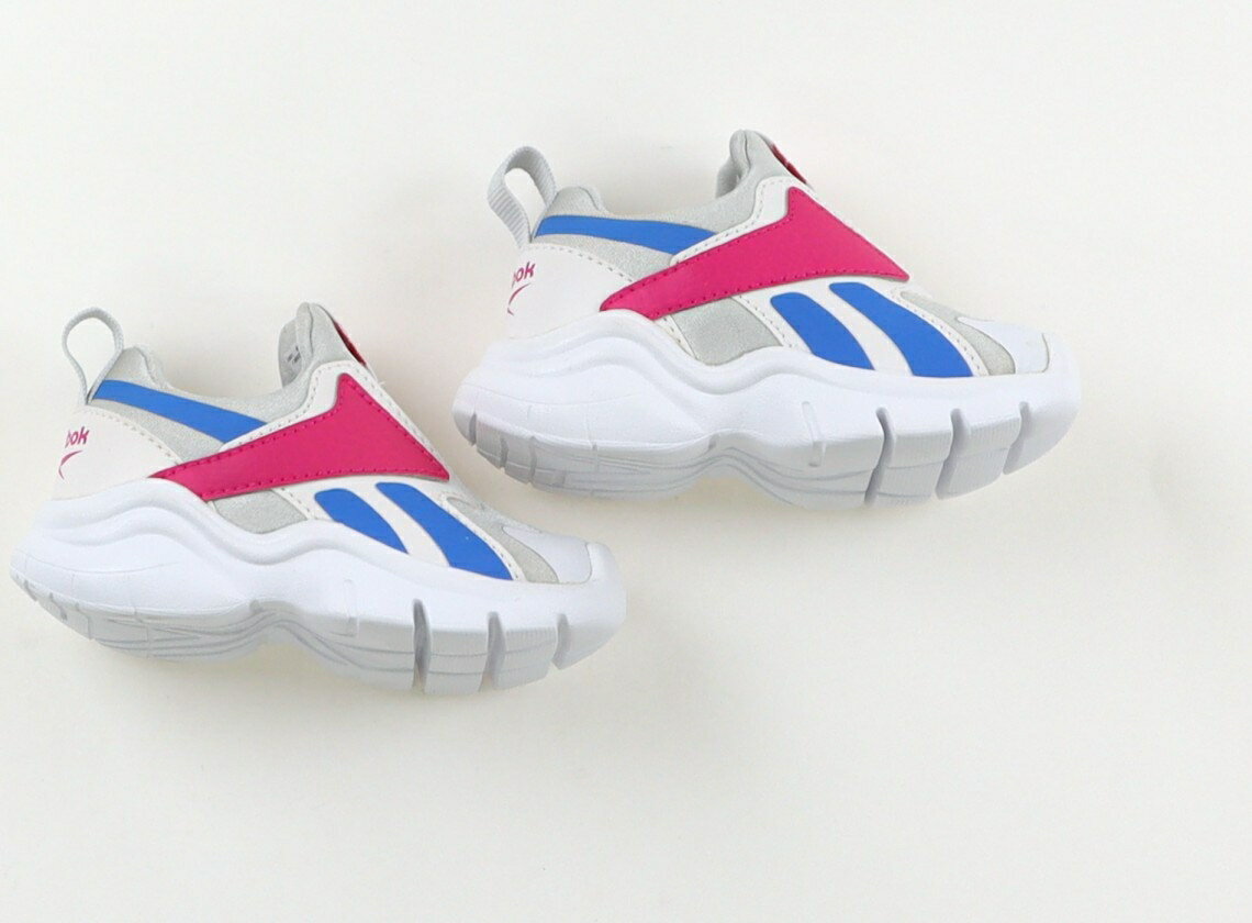 リーボック Reebok スニーカー 靴ベビー12cm以下 女の子 白、ショッキングピンク、サックス 子供服 ベビー服 キッズ アウトレット ユーズド 【中古】キッズ・ベビー・マタニティ