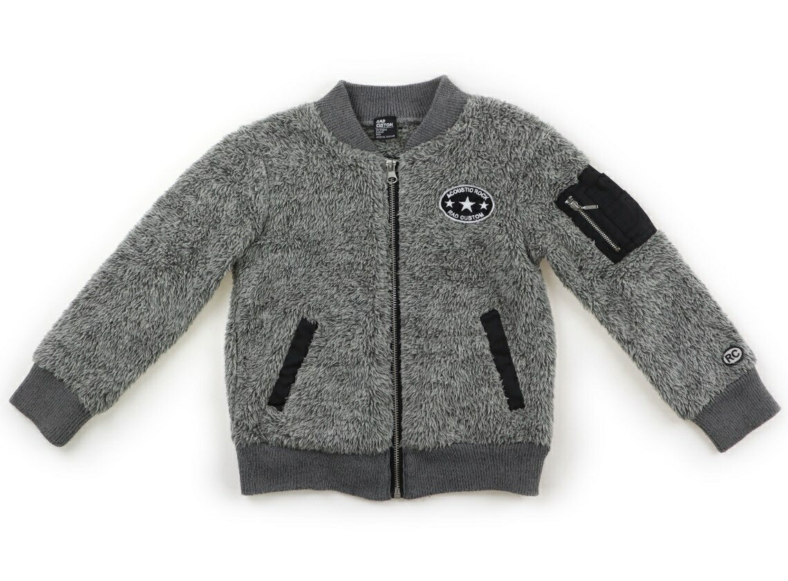 　ブランド 　RAD CUSTOM(ラッドカスタム) 　カテゴリー 　ジップアップトレーナー 　サイズ 　110サイズ 　色 　グレー 　状態 　★★★ 　記名 　なし 　ジャンル 　Boy ボアフリース。リブに毛玉がありますが、まだお使いいただけます。 ＊【状態】【サイズ】に関しての詳しい説明はこちら