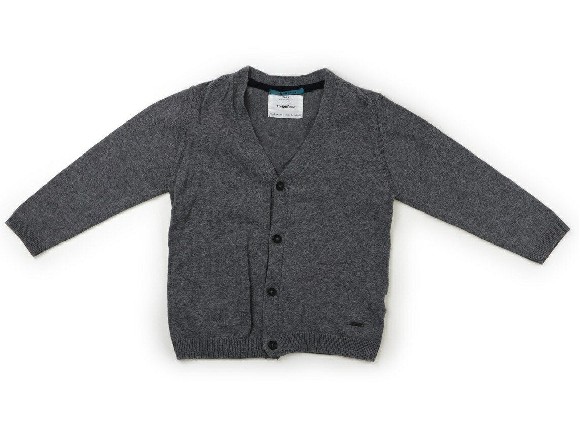 　ブランド 　ZARA(ザラ) 　カテゴリー 　カーディガン 　サイズ 　110サイズ 　色 　グレー 　状態 　★★★★ 　記名 　なし 　ジャンル 　Boy 綿・ナイロンの薄手のニット。全体に使用感はありますが、目立つ汚れはなく、まだまだ活躍しそうです。 ＊【状態】【サイズ】に関しての詳しい説明はこちら