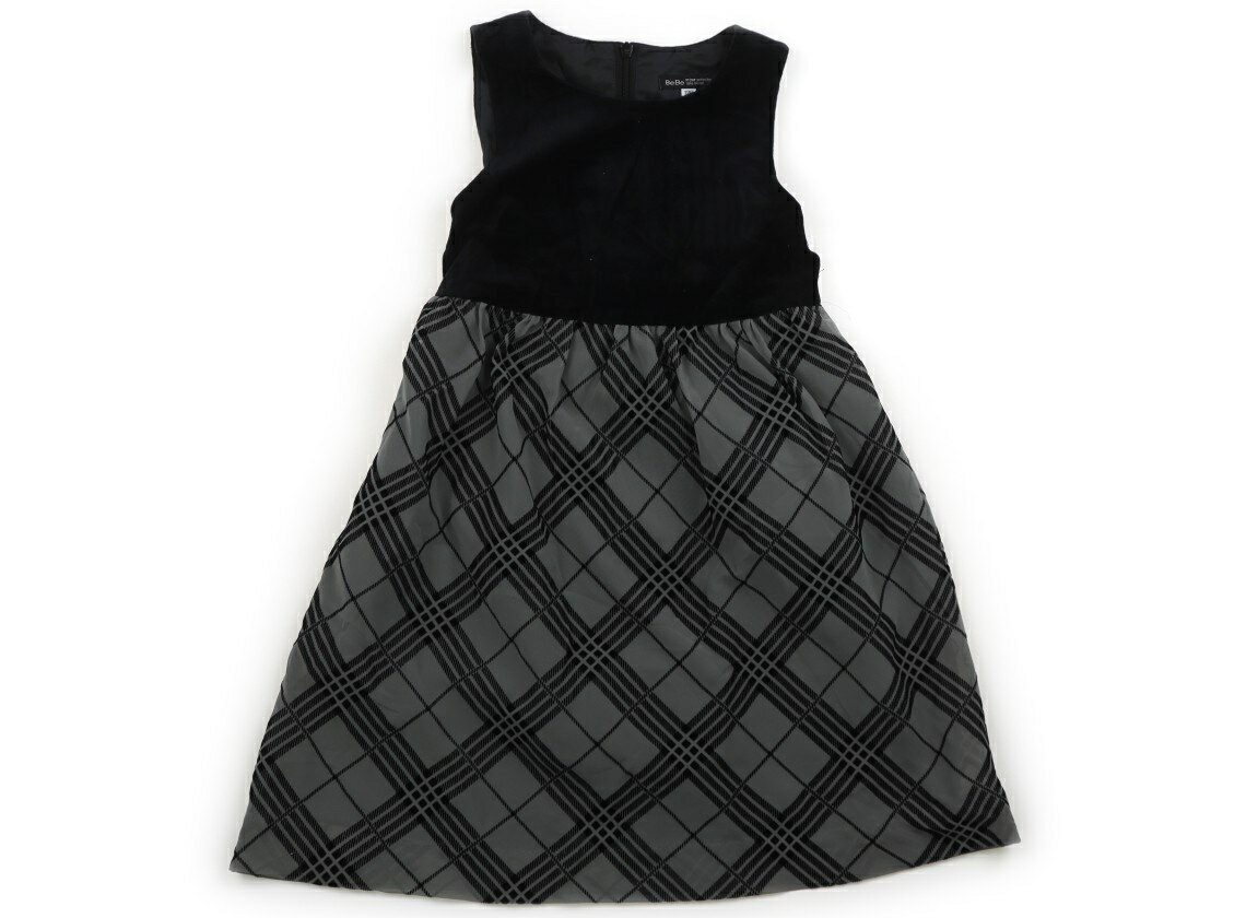 　ブランド 　BeBe(べべ) 　カテゴリー 　ワンピース 　サイズ 　120サイズ 　色 　黒、グレー、チェック 　状態 　★★★ 　記名 　なし 　ジャンル 　Girl 黒い部分は薄手のパイルベロア生地で、スカートは薄手の透け感がある生...