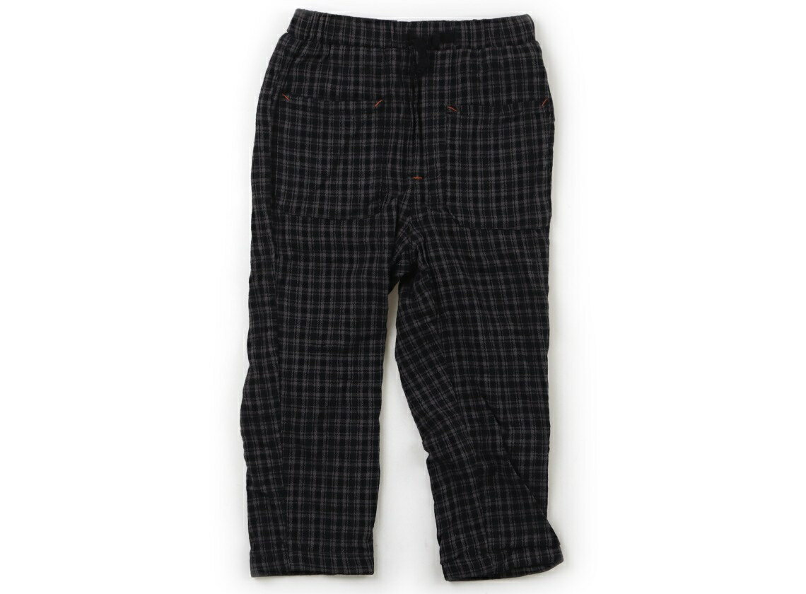　ブランド 　ZARA(ザラ) 　カテゴリー 　パンツ 　サイズ 　100サイズ 　色 　グレー・黒・チェック 　状態 　★★★ 　記名 　なし 　ジャンル 　Boy 実際のサイズ表記は3〜4/104cm。全体的に毛羽立ちがありますが、まだ...
