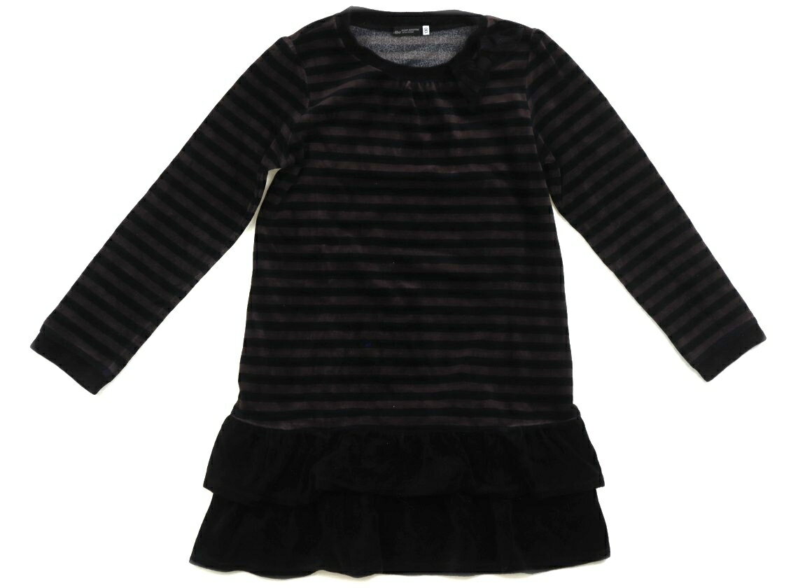 　ブランド 　BeBe(べべ) 　カテゴリー 　ワンピース 　サイズ 　130サイズ 　色 　黒茶 ボーダー 　状態 　★★ 　記名 　なし 　ジャンル 　Girl ベロア生地。内側に毛玉が多めで表側に毛羽の付着とお腹下あたりに青くて固い汚れがありますが外遊び用としていかがでしょうか？ ＊【状態】【サイズ】に関しての詳しい説明はこちら