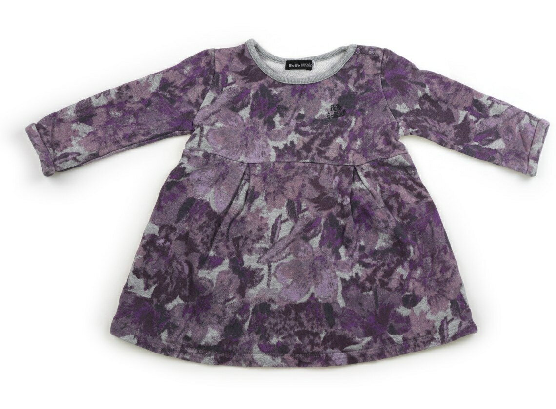 　ブランド 　BeBe(べべ) 　カテゴリー 　ワンピース 　サイズ 　90サイズ 　色 　紫グレー 　状態 　★★ 　記名 　なし 　ジャンル 　Girl 裏起毛。ヨレ感と右袖に黄色いシミがありますがまだお使いいただけます。 ＊【状態】【...