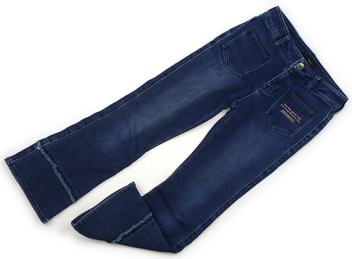 　ブランド 　JENNI(ジェニィ) 　カテゴリー 　ジーンズ 　サイズ 　150サイズ 　色 　紺 　状態 　★★★ 　記名 　なし 　ジャンル 　Girl 全体的に毛羽立ちがありますが、まだまだ普段着として活躍してくれそうです。サイズ調...